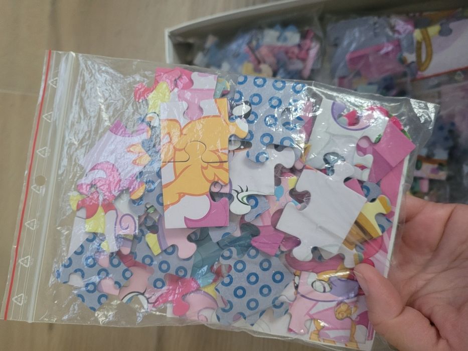 Puzzle dziewczynka 4+ mix puzzli Arielka, Jaśmina, Bella, Kopciuszek