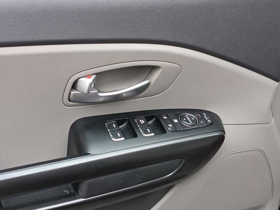 Продам Kia Sedona 2016р. #73725