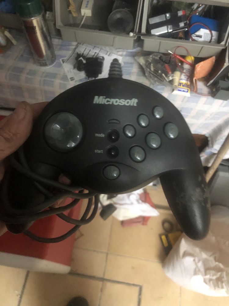 Vendo game pad antigo