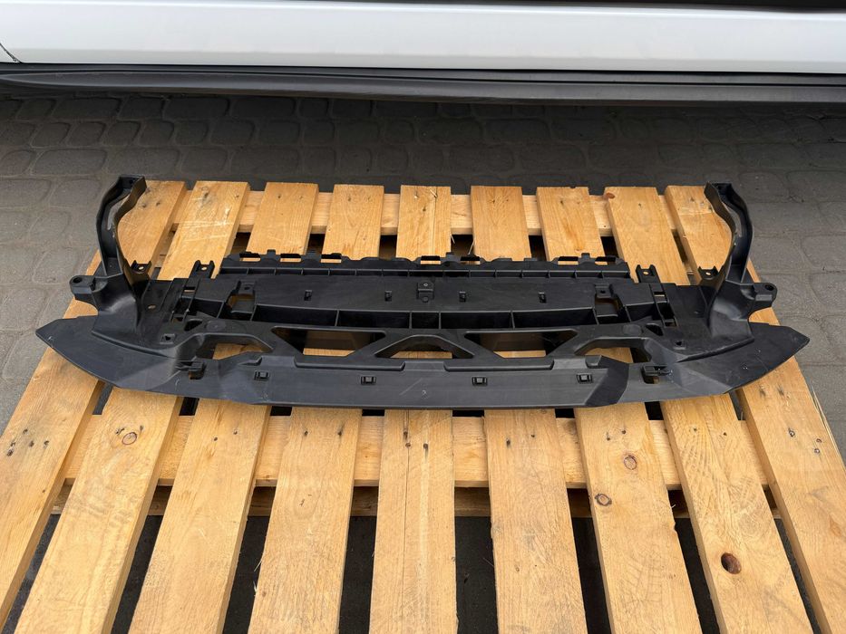 Підсилювач переднього бампера Porsche Macan 95B LIFT в наявності