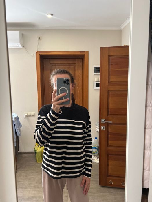 Светр/Кофта бренду Zara/Mango