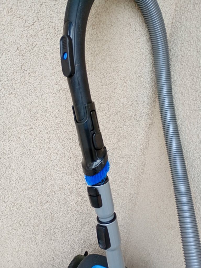 Philips PowerCyclone 5 Пилесос з Німеччини