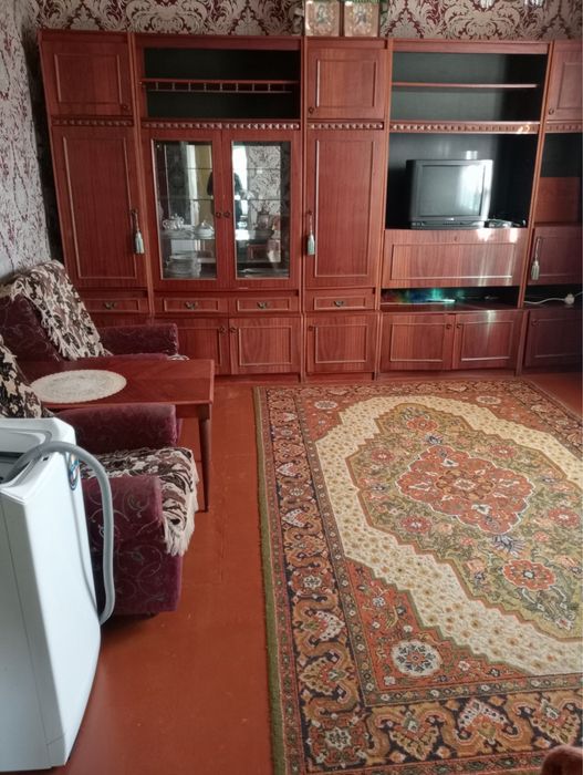 Оренда частини будинку, двокімнатна