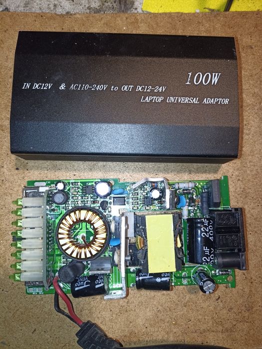 Laptop Universal Adapter