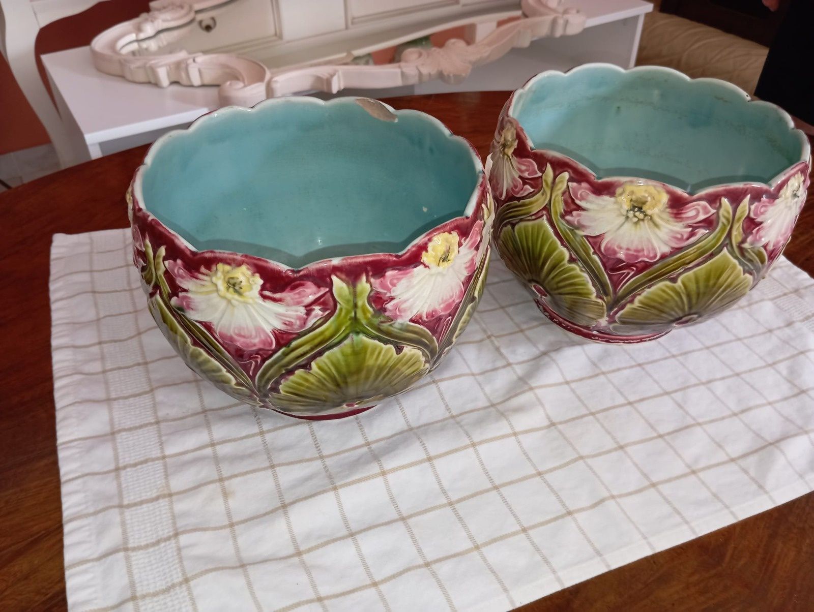 Conjunto Majolica Style Bowls