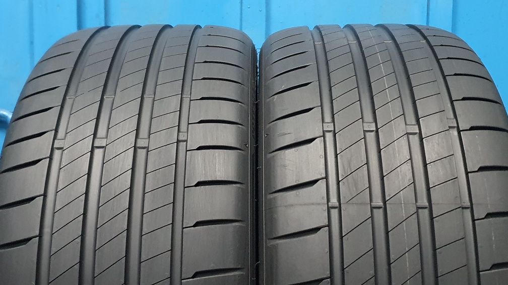 235/35 R19 Markowe opony letnie Bridgestone ! Rok 2023