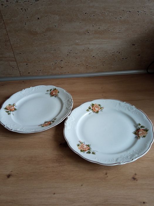 Talerze płaskie obiadowe Wałbrzych PRL