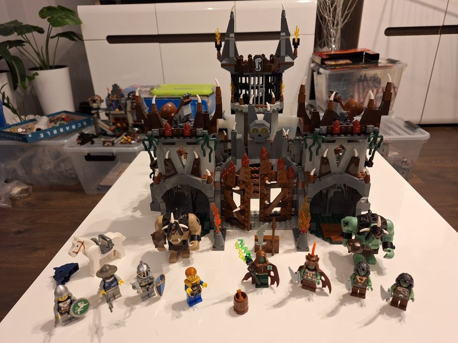 Lego 7097 Castle Zamek Trolle Orki