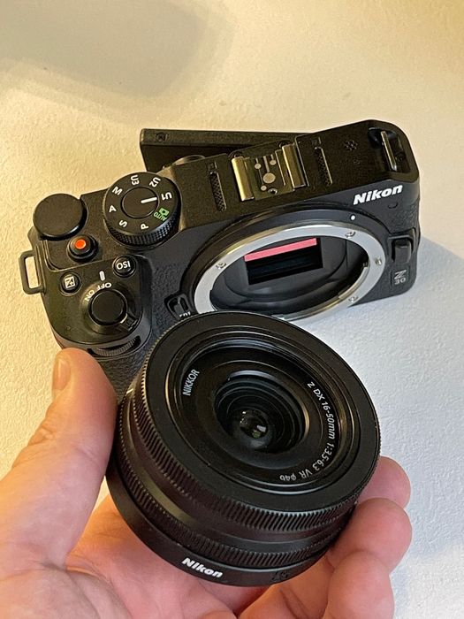 NIKON Z30 Body + Объектив 16-50 3.5-6.3 VR (со стабилизацией)