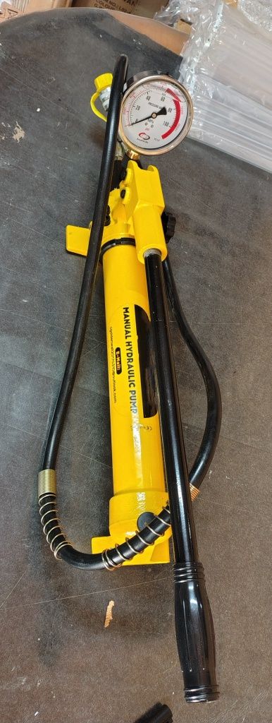 Pompa hydrauliczna ręczna CGOLDENWALL CP-700 z wężem 1,8 m