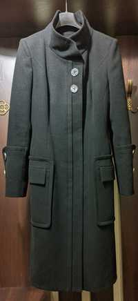 Стильное женское демисезонное пальто, 46 размер. Абсолютно новое.