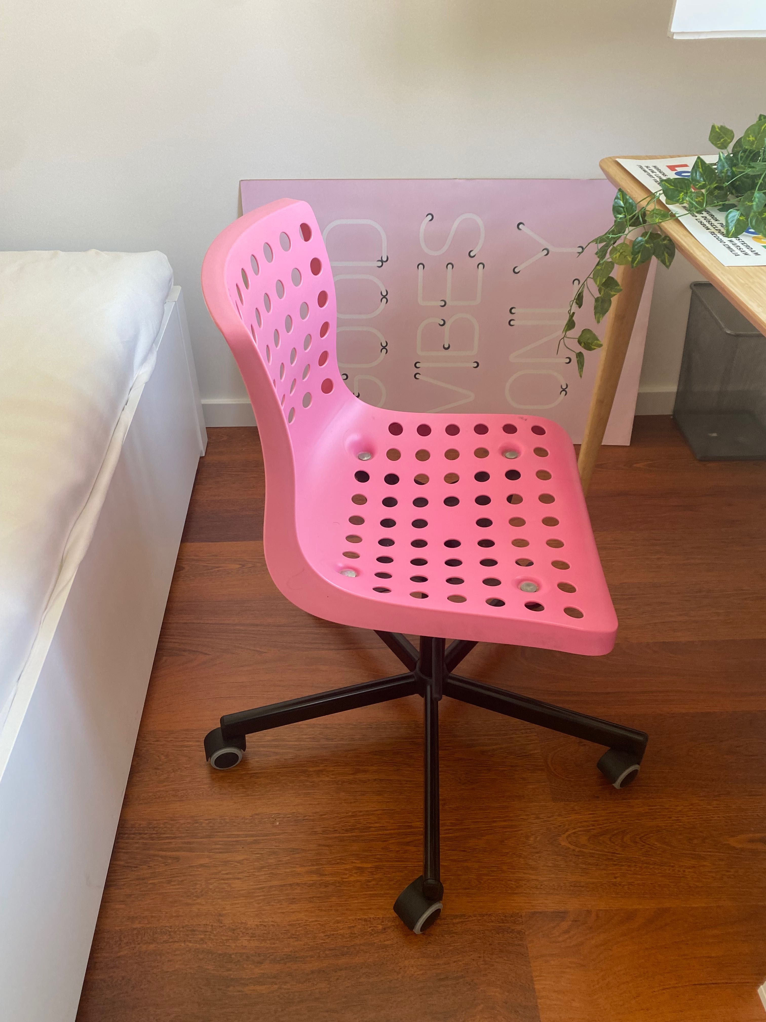Cadeiras rotativas de secretaria IKEA