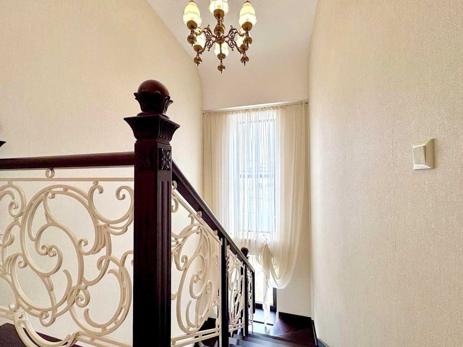 Продаю 2-х эт дом Царское село(Перегон).