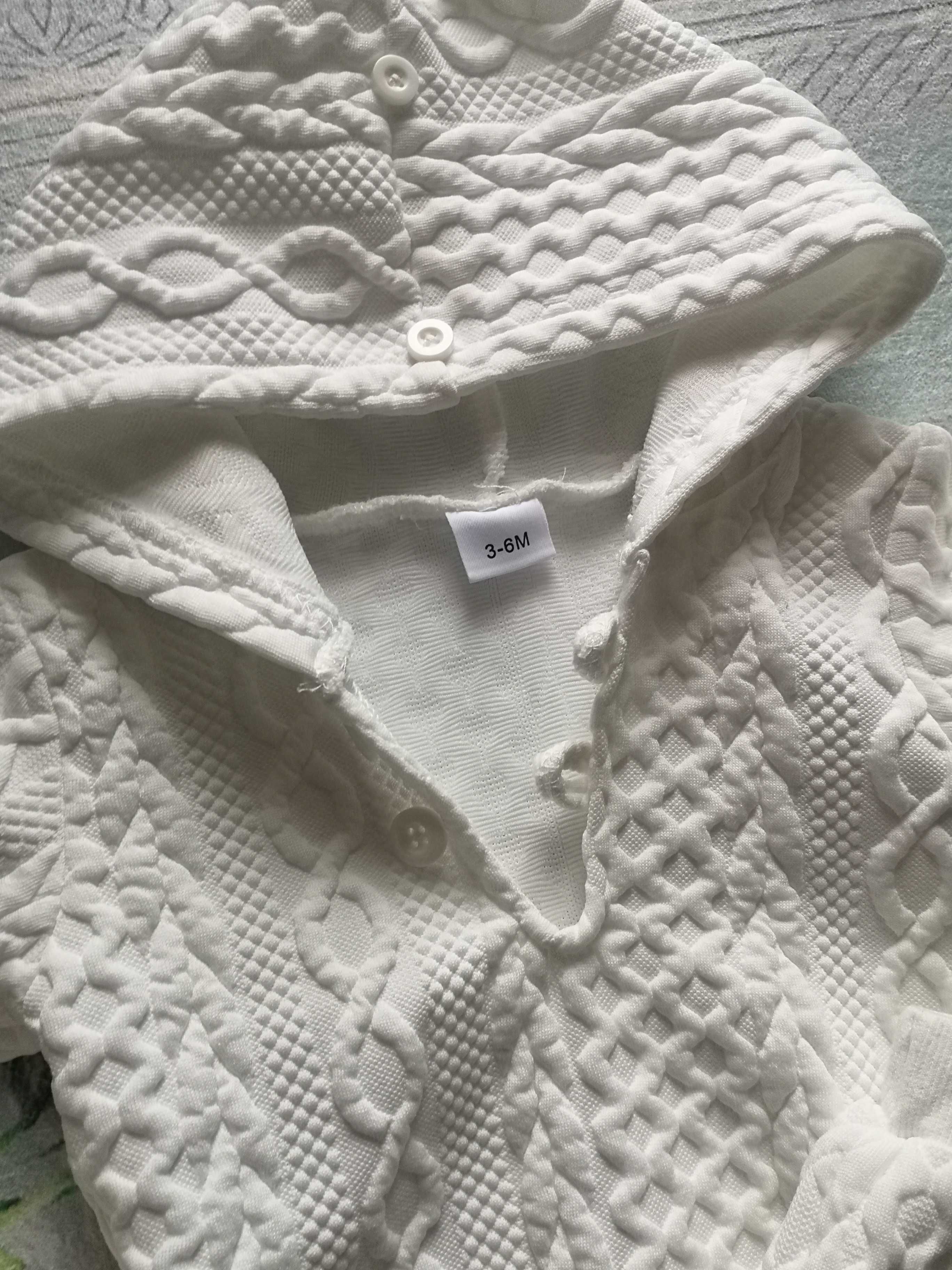 Ubranko białe na chrzest unisex rozmiar 68