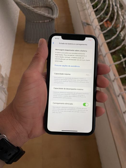 iPhone 11 Preto 64 GB