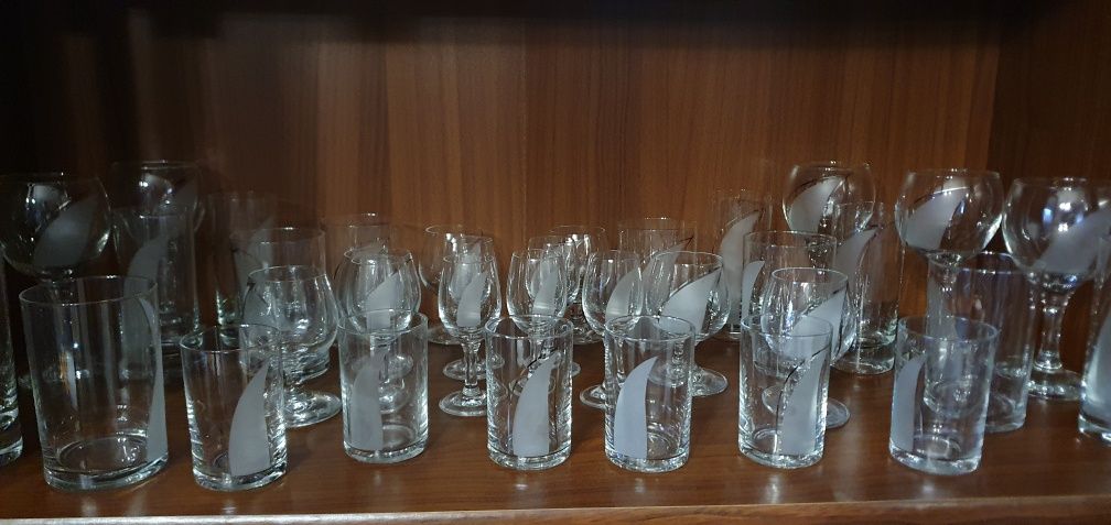 Krosno zestaw Szkło   szklanki,kileliszki,litetatkiKrosno Płetwa