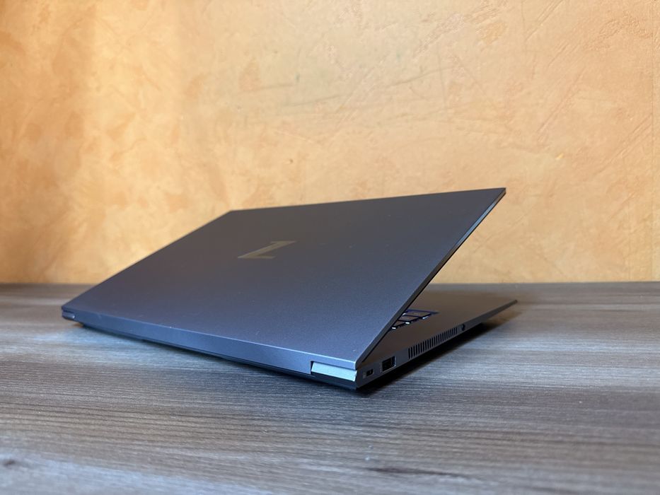 Потужний преміум ноутбук HP Zbook(i7-10750/RTX2070/32DDR4/FHD IPS/512)