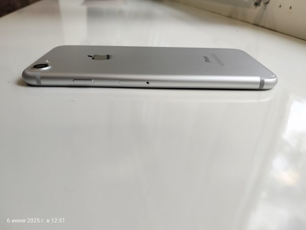 iPhone 7 128Gb Neverlock Батарея 100%