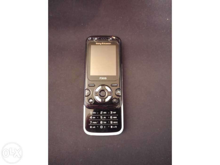 Telemóvel Sony Ericsson F305