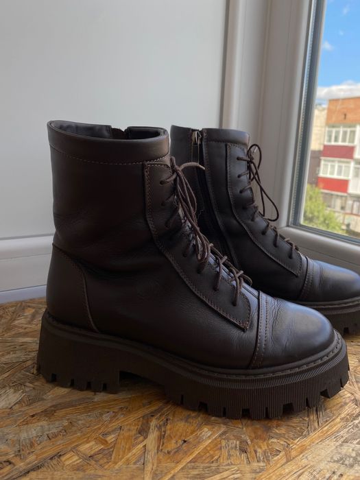 Шкіряне зимове жіноче взуття