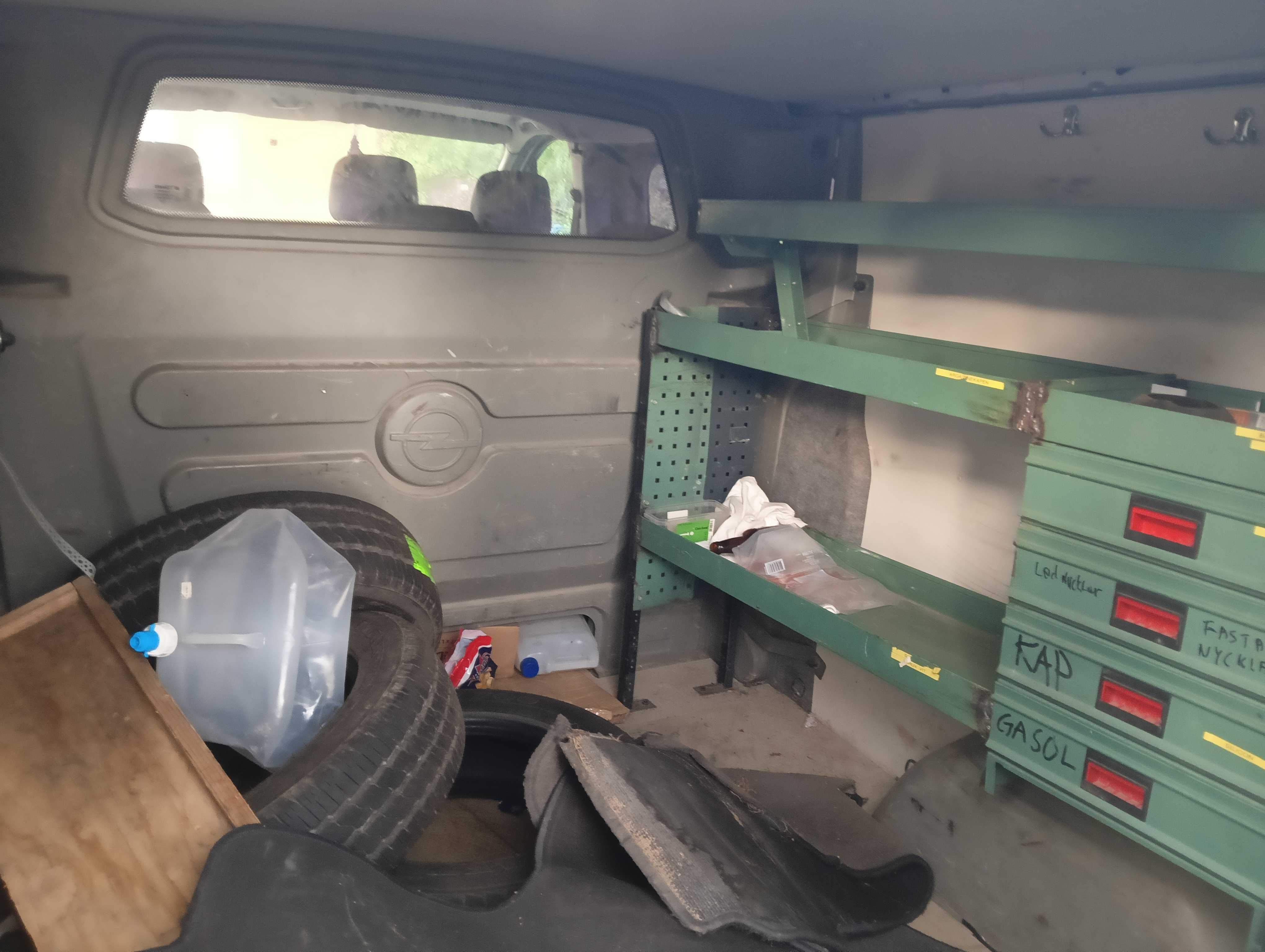 opel vivaro 2.0 CDTi brygadówka bdb stan lift 2008 6 osób