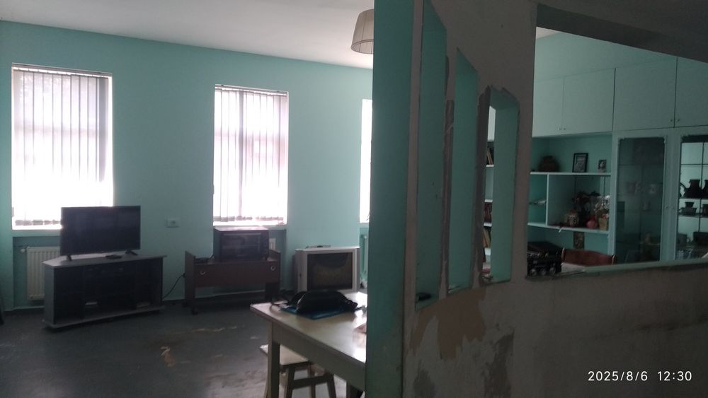 Тараща. Продаж 4кімн.кв 85м.кв в центрі