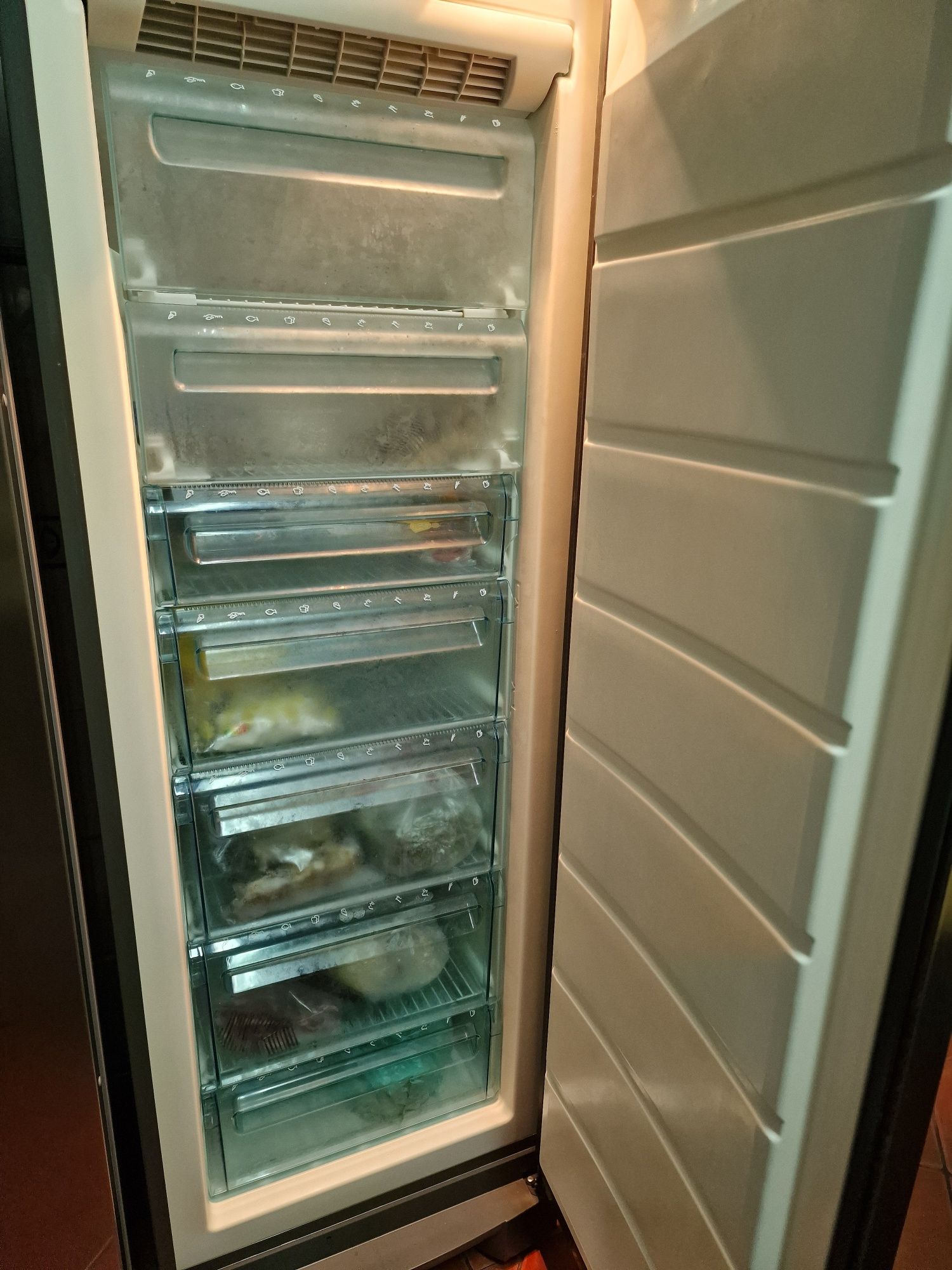 Arca Vertical - Electrolux