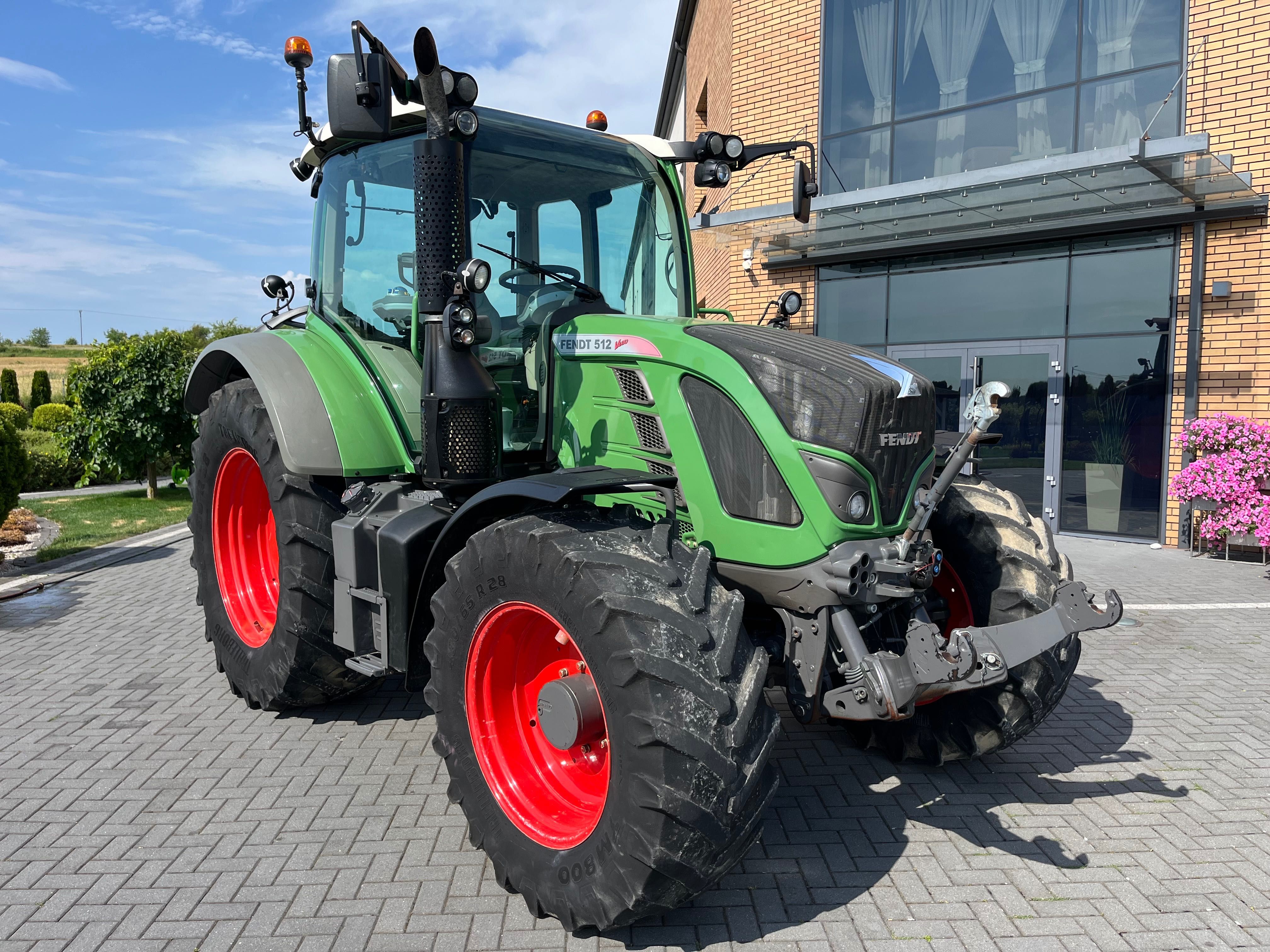 Fendt 512 VARIO TMS miękka oś sprowadzony TUZ Idealny stan 3800mth