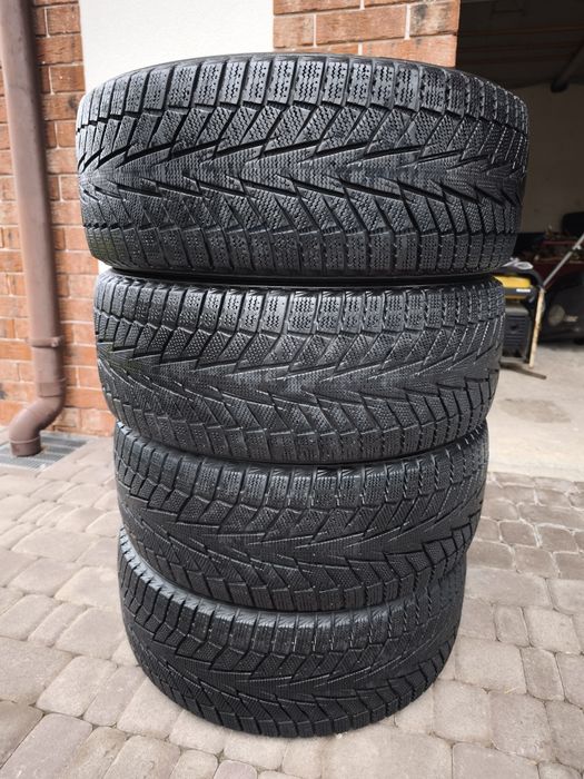 Зимові шини Hankook Winter ICept 225/45/R18