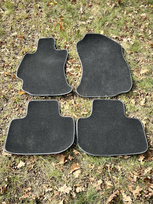 Nowe dywaniki welurowe subaru forester 4 generacji