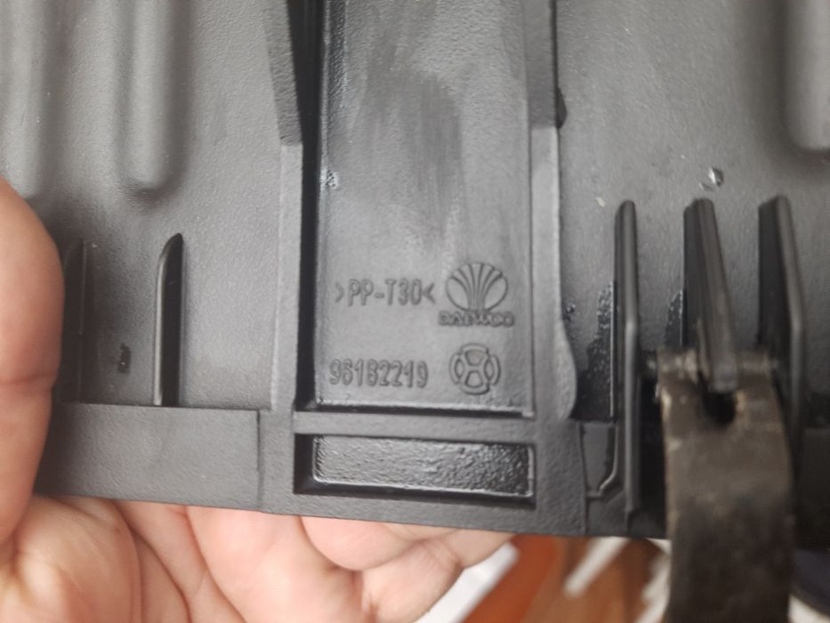 Продам амортизатор Деу Сенс.