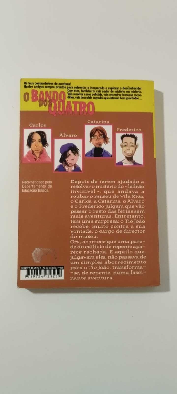 O Bando dos Quatro A Parede Rachada - João Aguiar