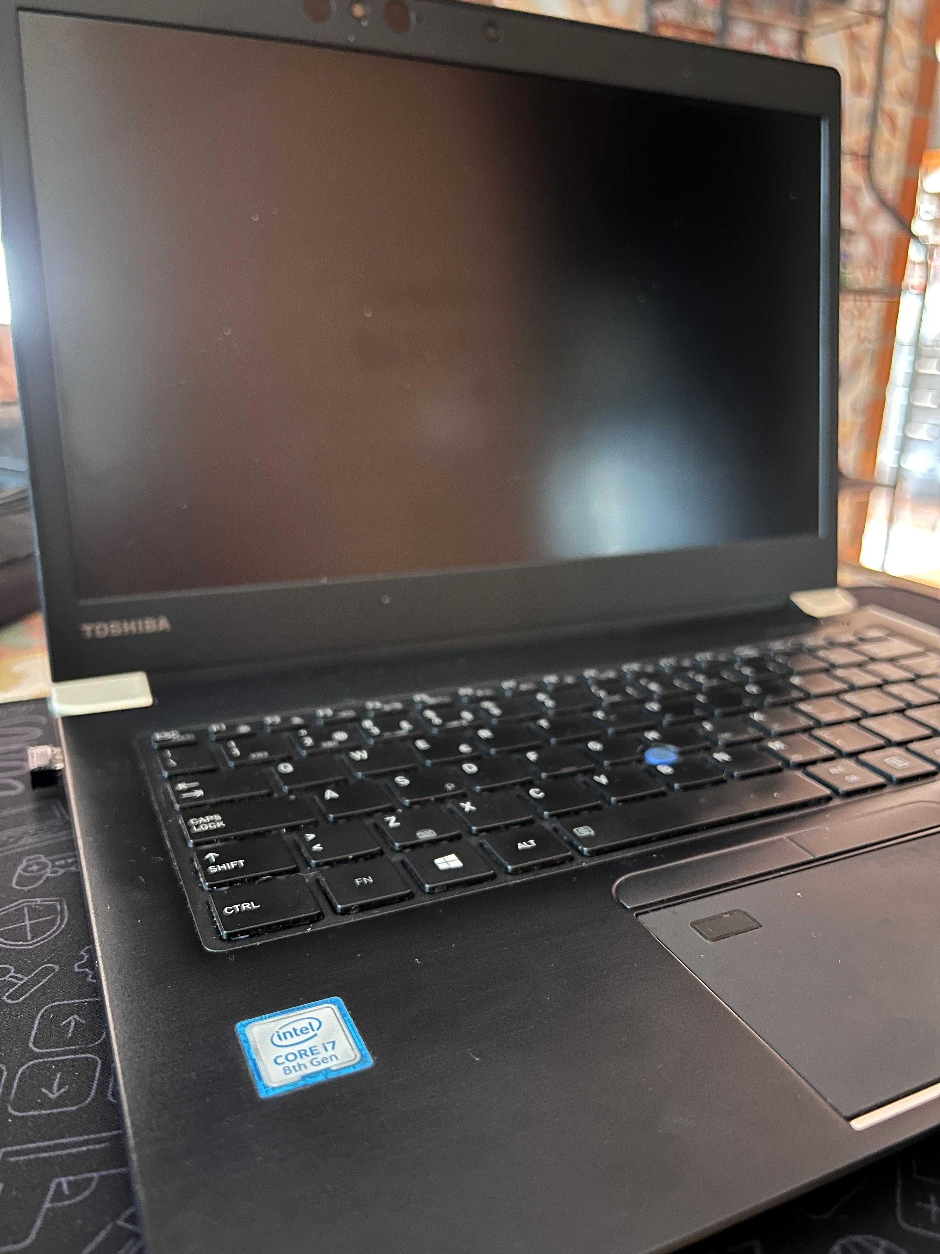 Portátil Toshiba - INTEL CORE I7-8550U
