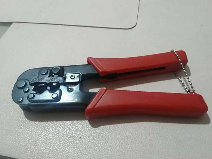 Продаю інструмент для обтиску конекторів типу RJ-45 і RJ-12.