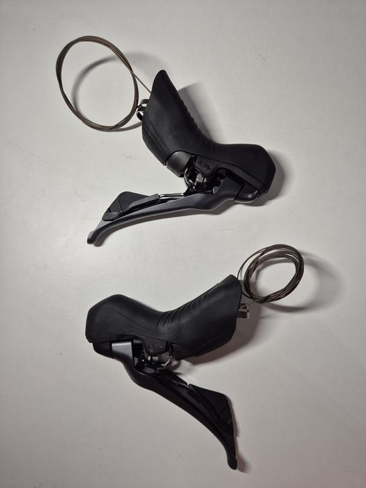 Klamkomanetki hydrauliczne Shimano GRX ST-RX-820 2/12s