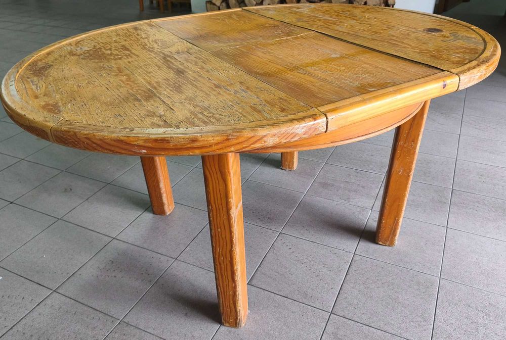 6 Cadeiras e mesa, barato