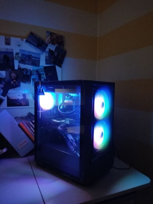 Komputer Ryzen 7 5700x rtx 5070 16gb ram 512gb SSD