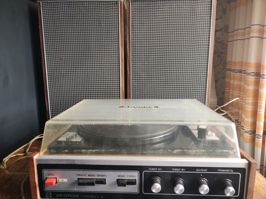Проигрыватель  akords stereo 2