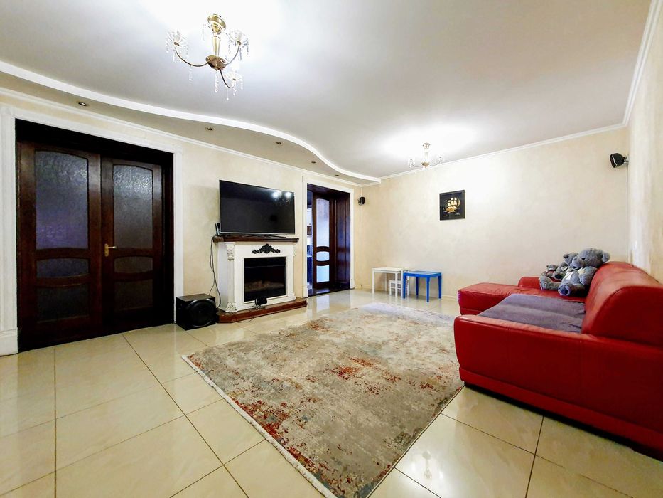 Здається 3-Х кімнатна НОВОБУДОВА на вул.КАРМЕЛЮКА (Шкварочка)