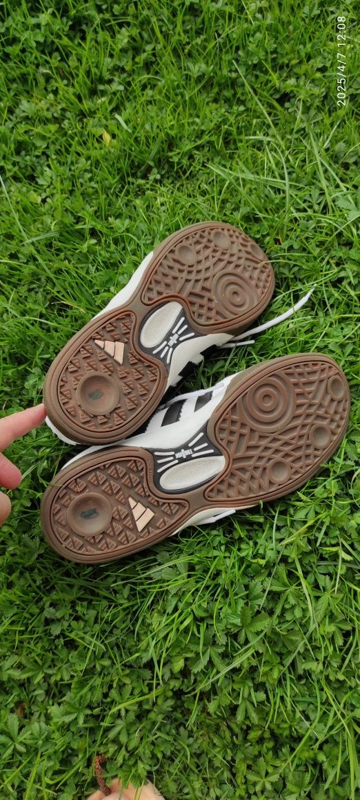 Buty Adidas Spezial HB 42
