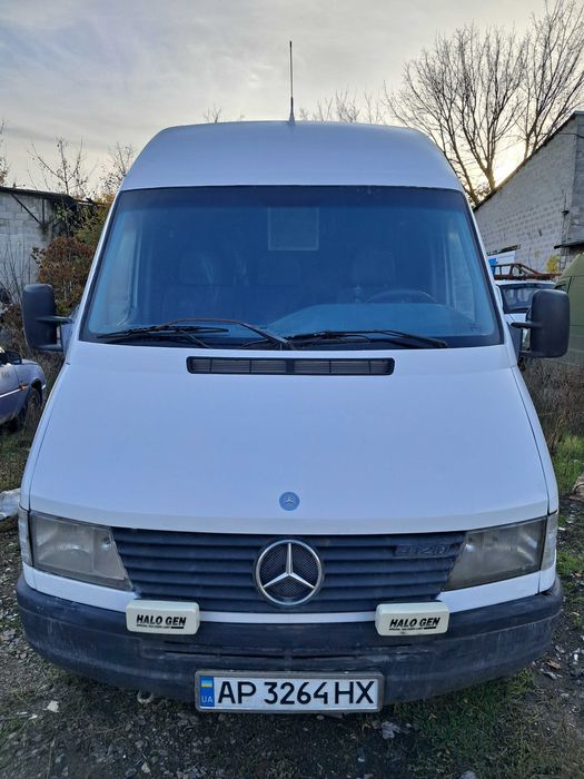 Мерседес Спринтер 2.3