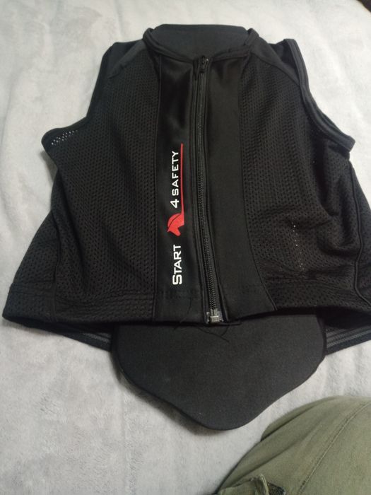 Kamizelka jezdziecka ochrona