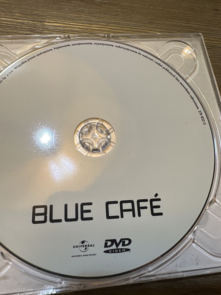 CD i DVD Blue Cafe -dada