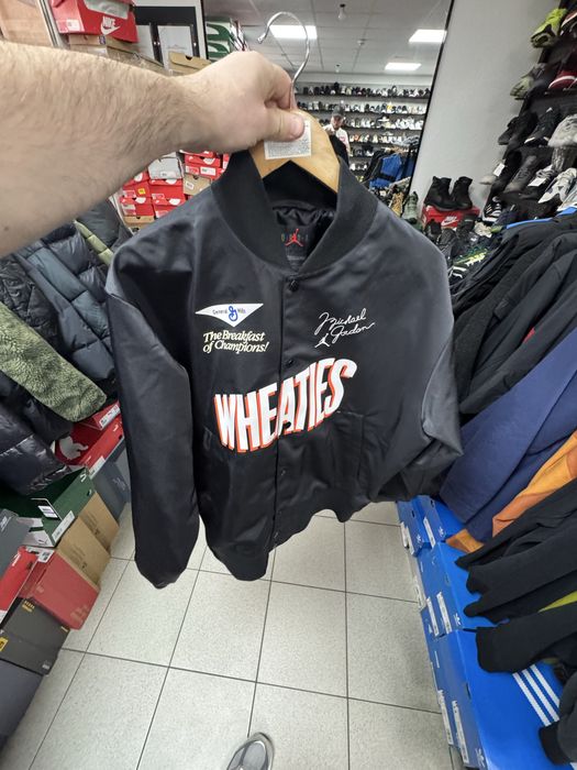 Бомбер Jordan MVP Flight DV7578-010 оригінал