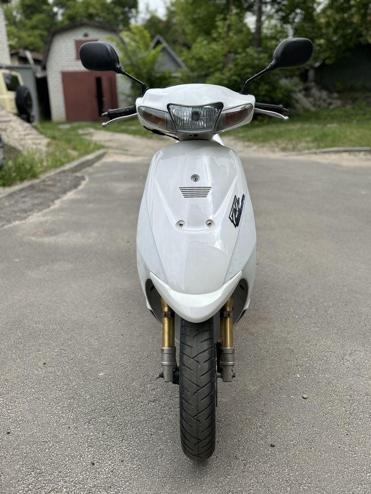 Suzuki zz inch up sport скутер-мопед