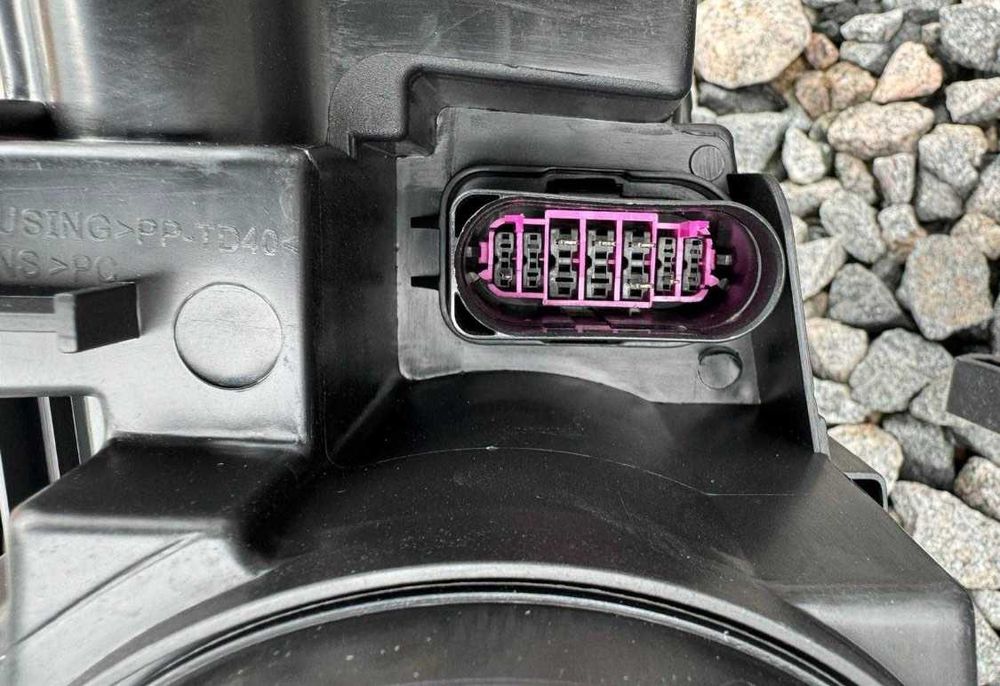 Ford escape kuga USA фара фары 2017 2018 2019