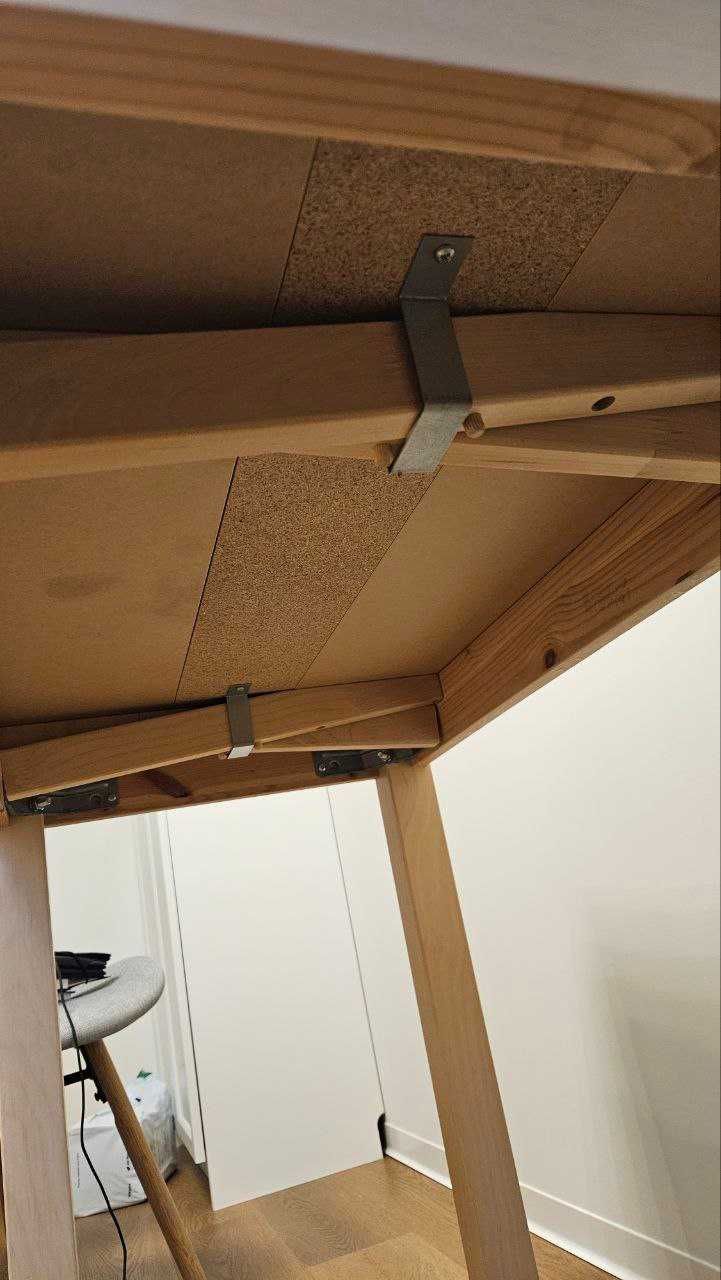 Rozkladany stoł "Bjursta" IKEA