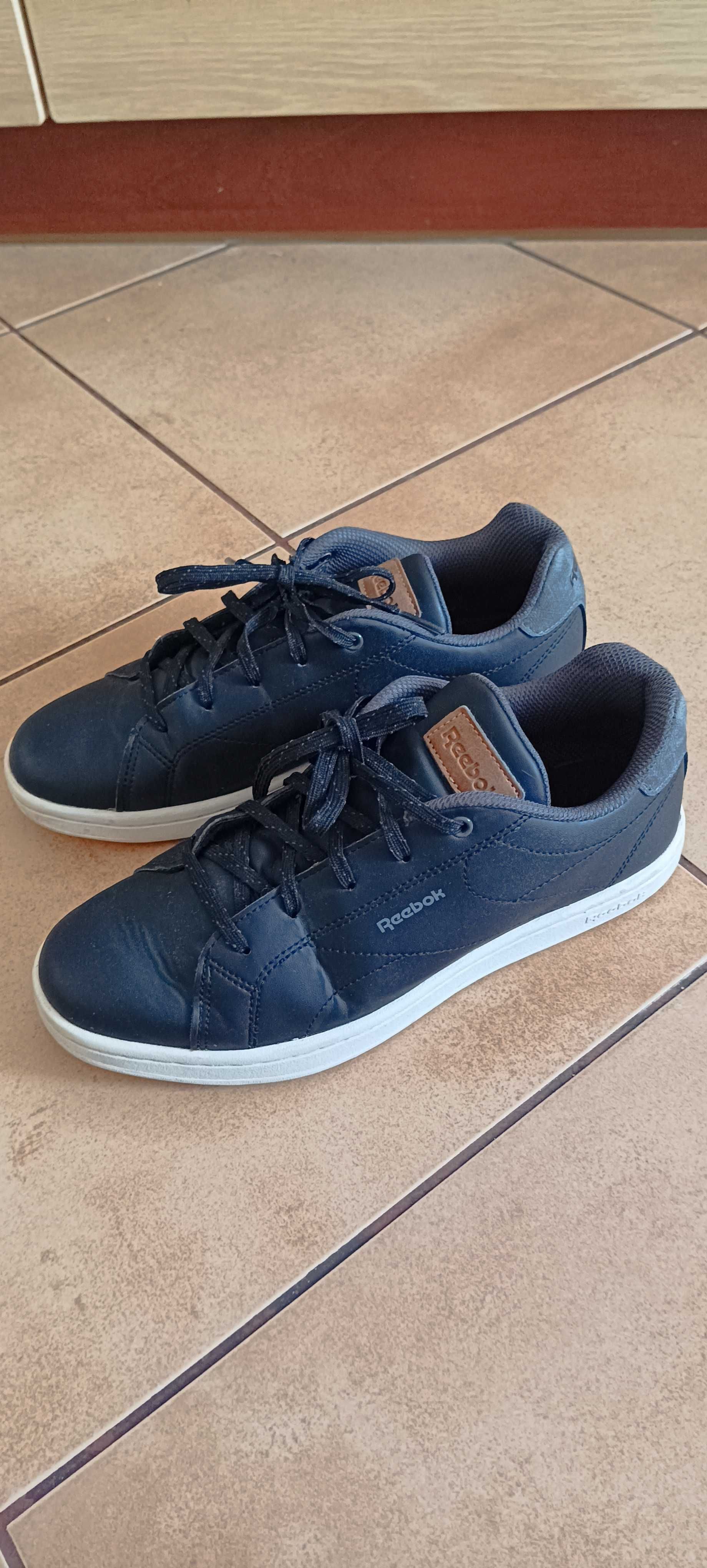 Buty wiosenne trzewiki półbuty Reebok chłopięce rozmiar 38,5cm
