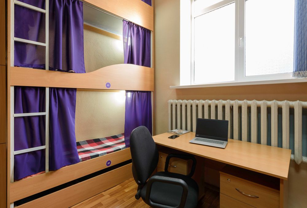 Мережа гуртожитків Київ 1500 грн. місяць 400 грн. тиждень 100 грн доба