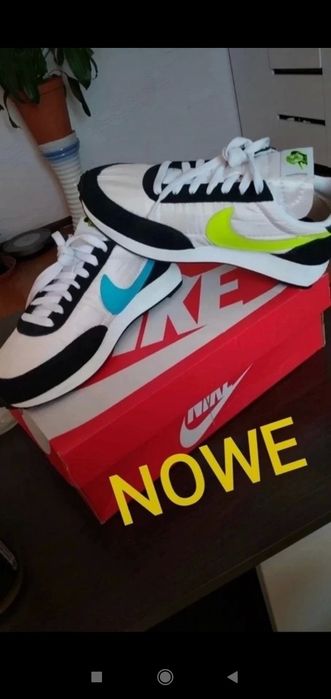 Nowe Nike damskie